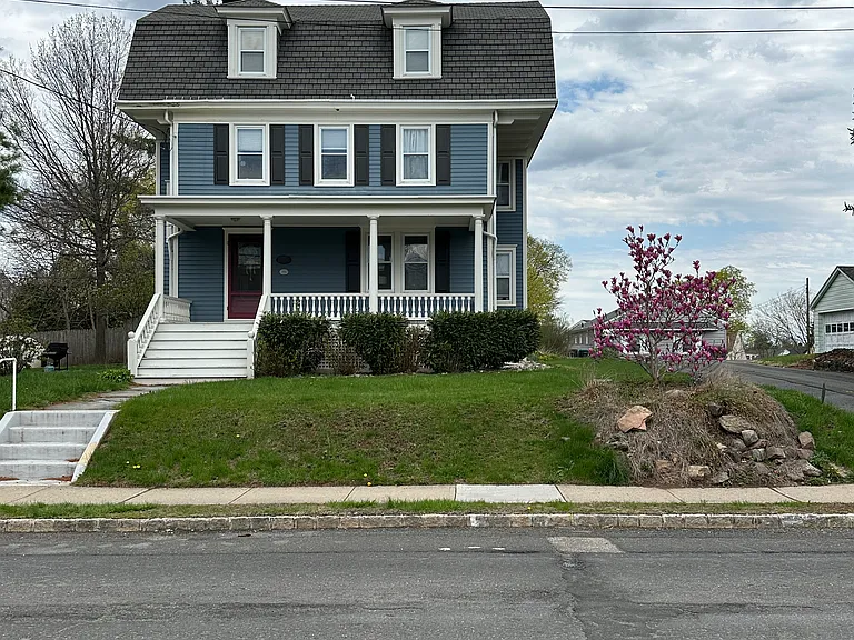 178 Main St #A — Photo 1