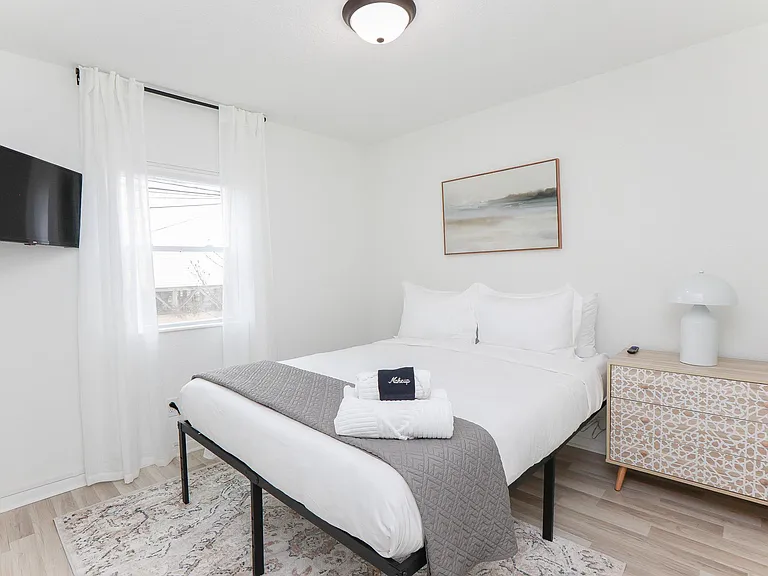 1278 W Ocean View Ave #B — Photo 6