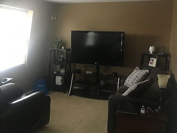 5th image of 1436 Crown Point Ct