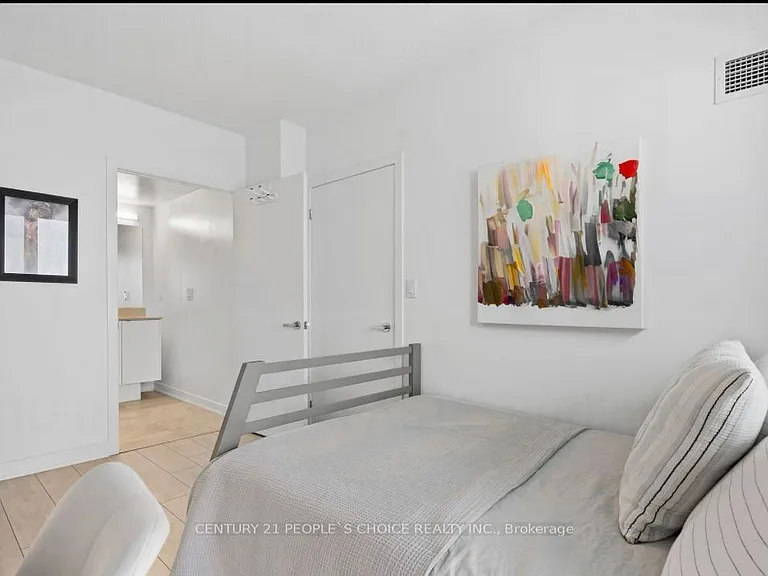 3210 Dakota Cmn #A616 — Photo 10