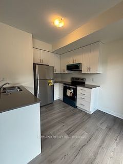 5th image of 1695 Dersan St #902