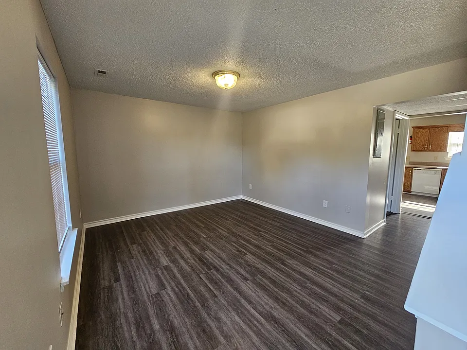 64 Summerfield Rd
