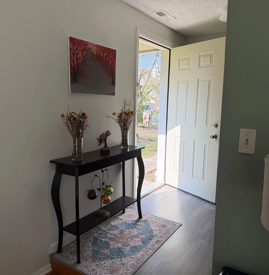 3 bed, 2.5 bath, 2216 sqft, $3,600 — Photo 4