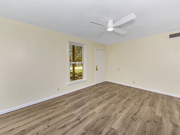 4th image of 4685 Boot Hill Dr #A