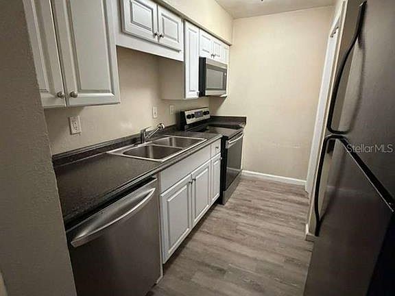 3rd image of 764 Ridenhour Cir #764