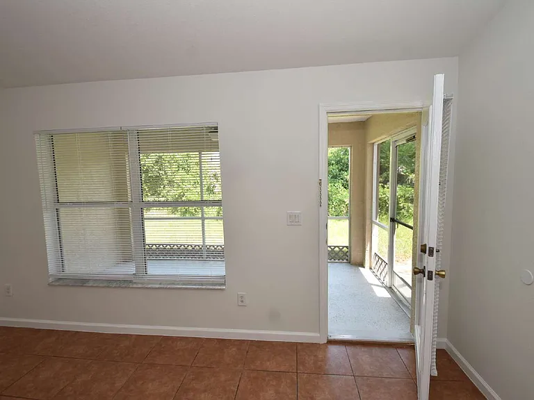 30 Eton Ln #B — Photo 17