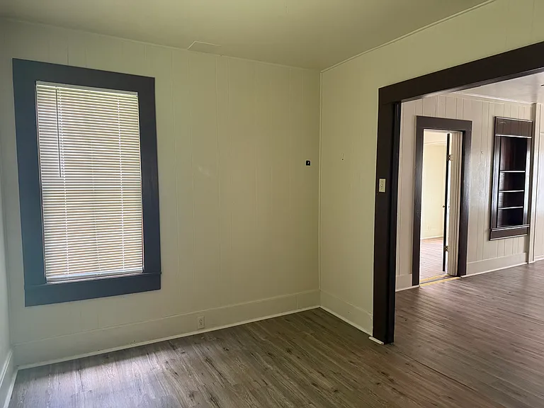 1219 Saint Michael St — Photo 18