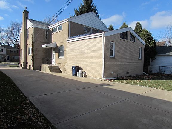 2nd image of 1653 Portsmouth Ave