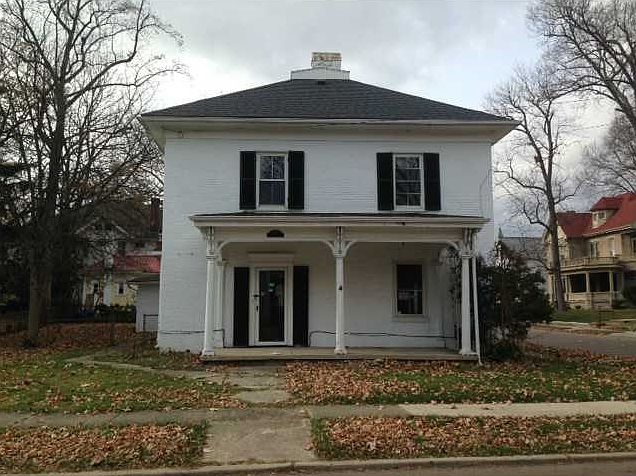 1st image of 402 S High St