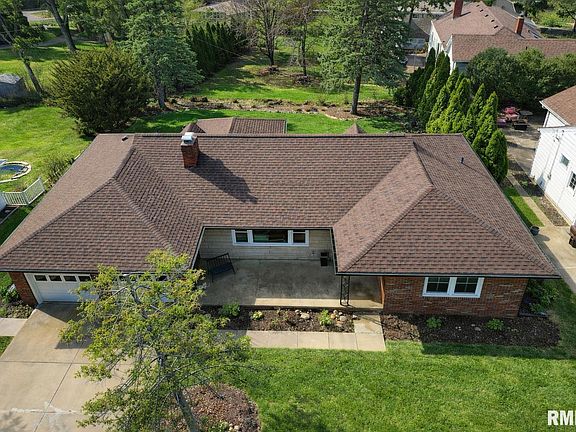 3rd image of 326 W Knoll Crest Dr
