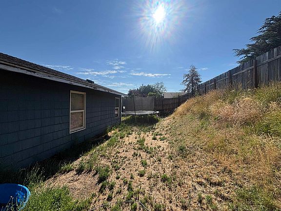4th image of 1336 Comstock Dr