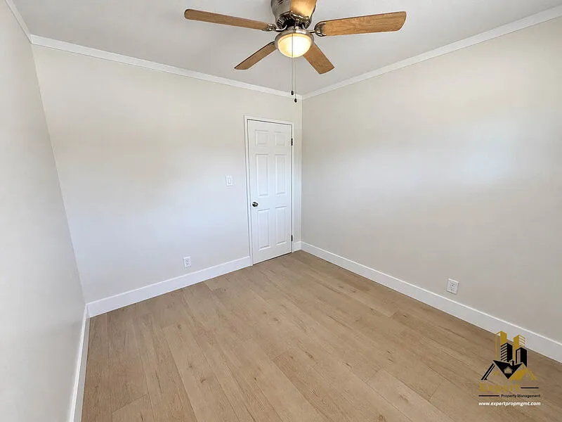 2 bed, 1.0 bath, $2,195 — Photo 3