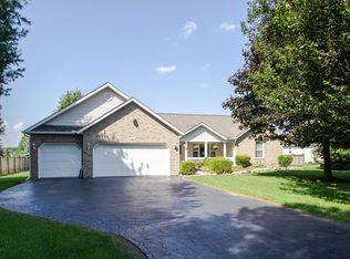 33 Jeremy Ct, Pataskala, OH 43062