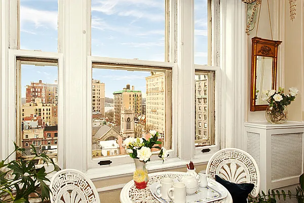 Sold by Brown Harris Stevens | media 24