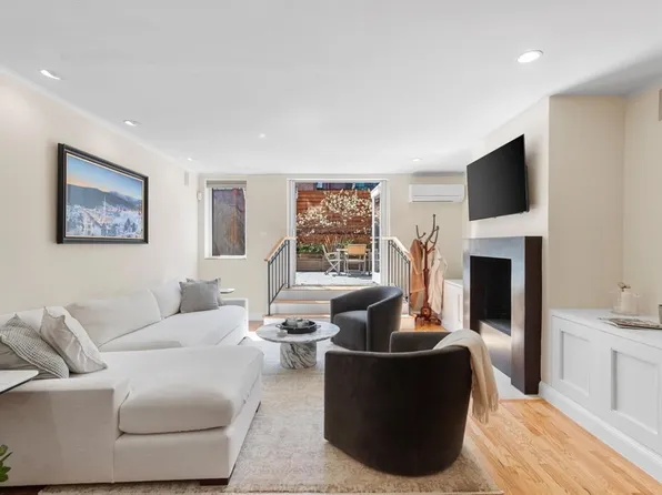 425 Beacon St APT 1, Boston, MA 02115