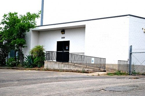 1st image of 2131 Theo Dr