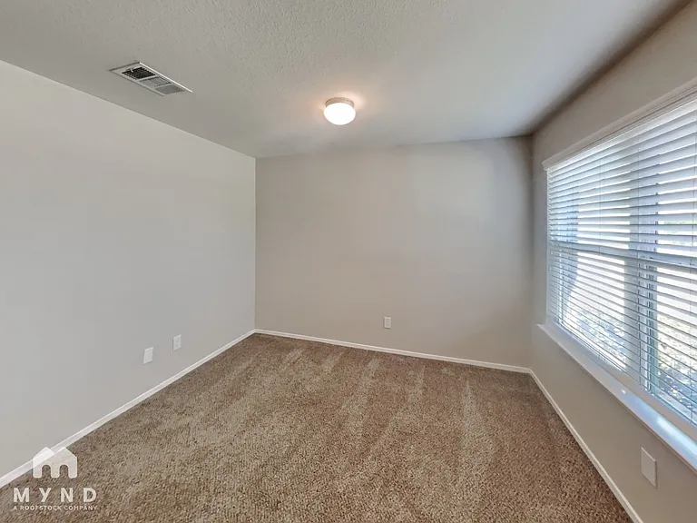 9527 Apple Ridge Ln — Photo 6