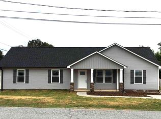 726 Deaton St, Kannapolis, NC 28081