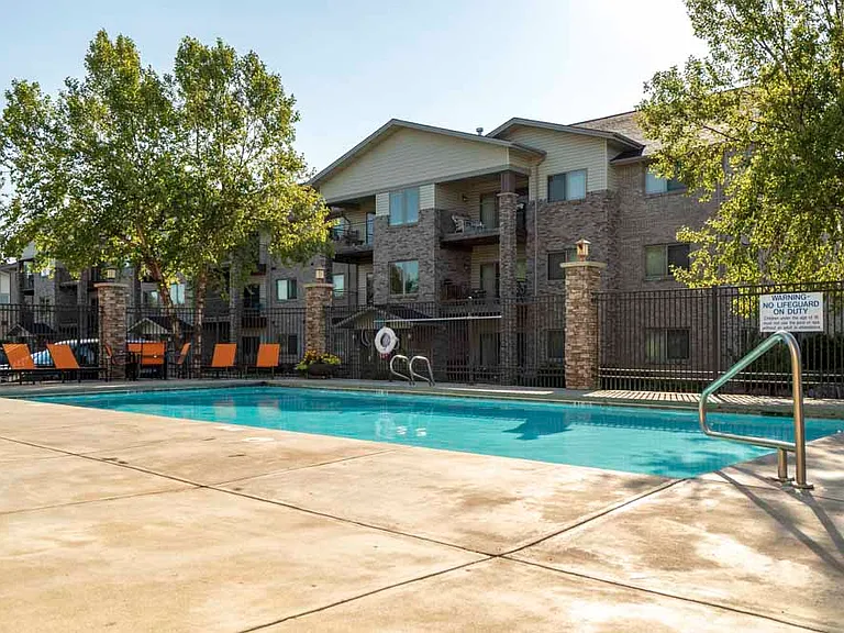 Go for a cool dip on a hot day with our outdoor swimming pool.