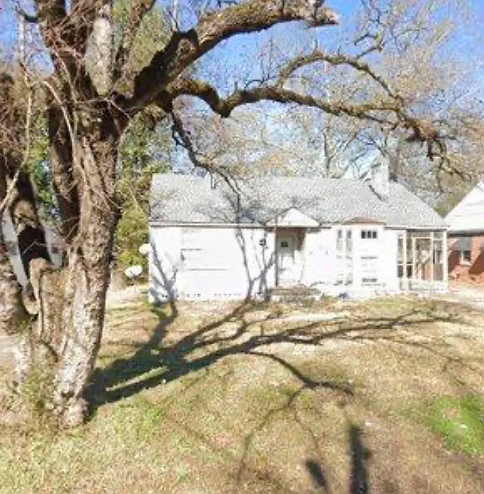 120 Courtland Dr