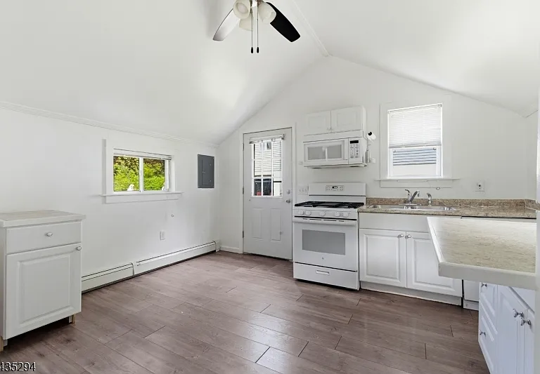 14 Brookhill Rd — Photo 7