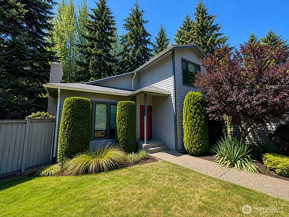 3rd image of 9829 59th Street Ct W