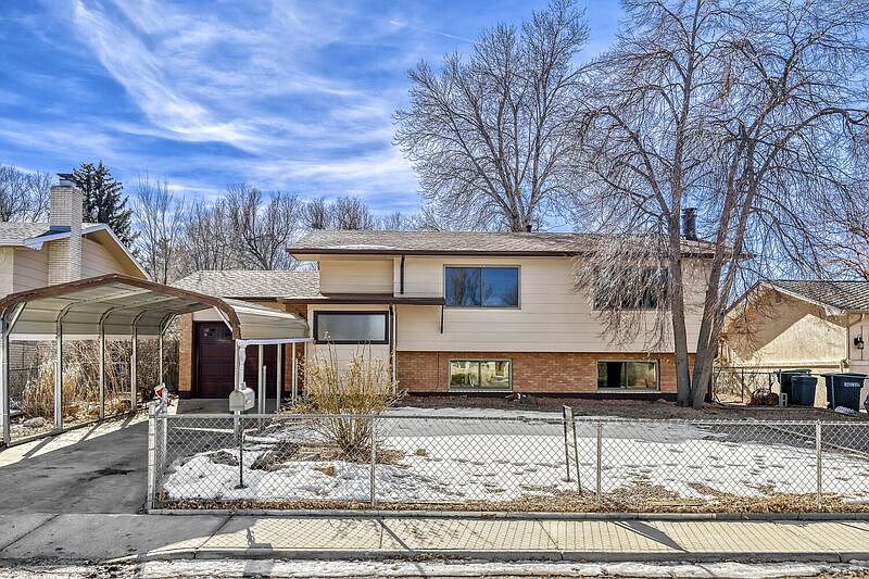 1st image of 313 Fay Dr #1