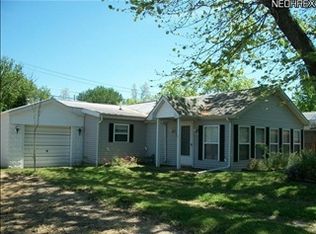 316 Fifield Ave, Conneaut, OH 44030