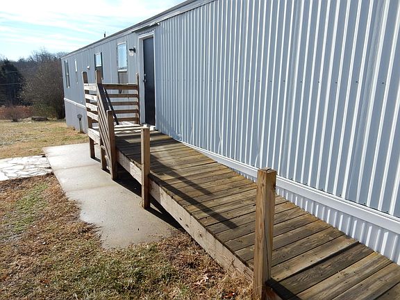 4th image of 48 Milkweed Ln