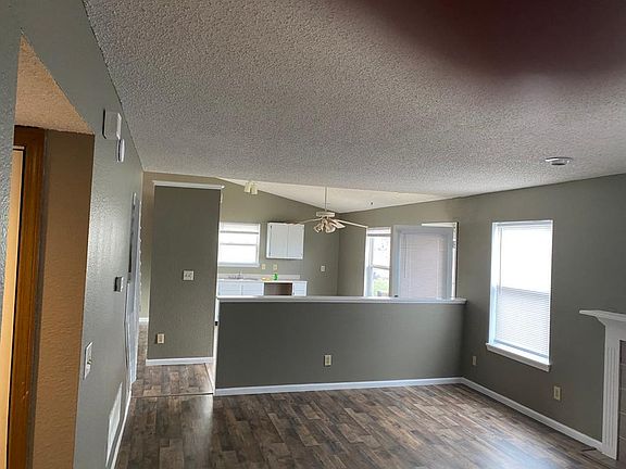 3rd image of 6032 Tammin Dr
