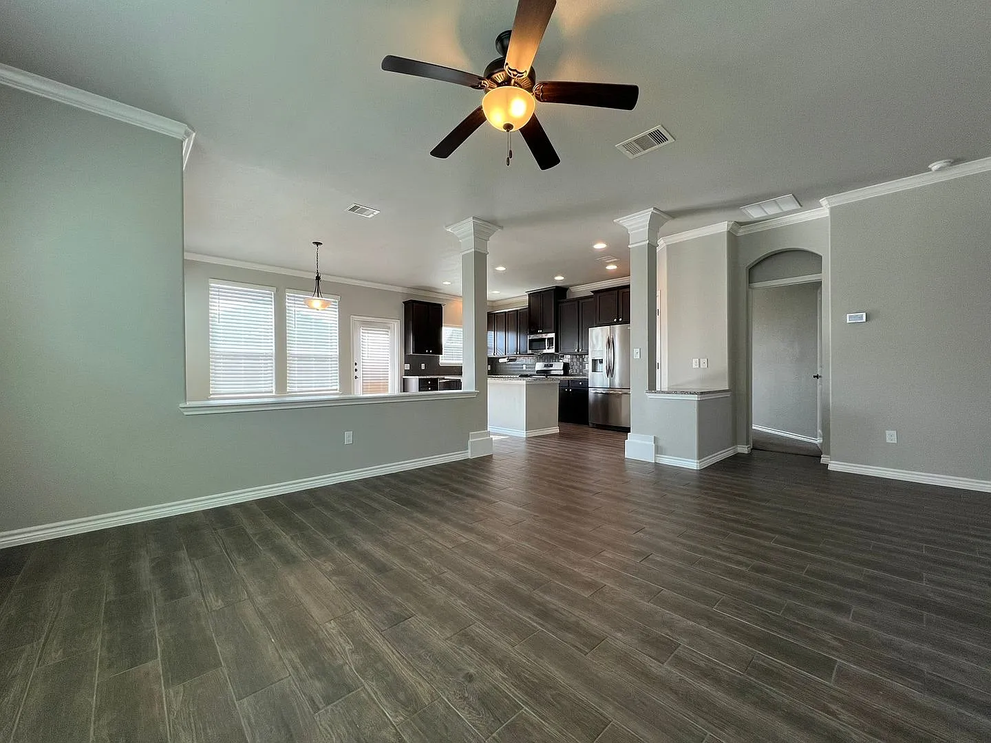 4 Bedroom In Rancho Vista! — Photo 3