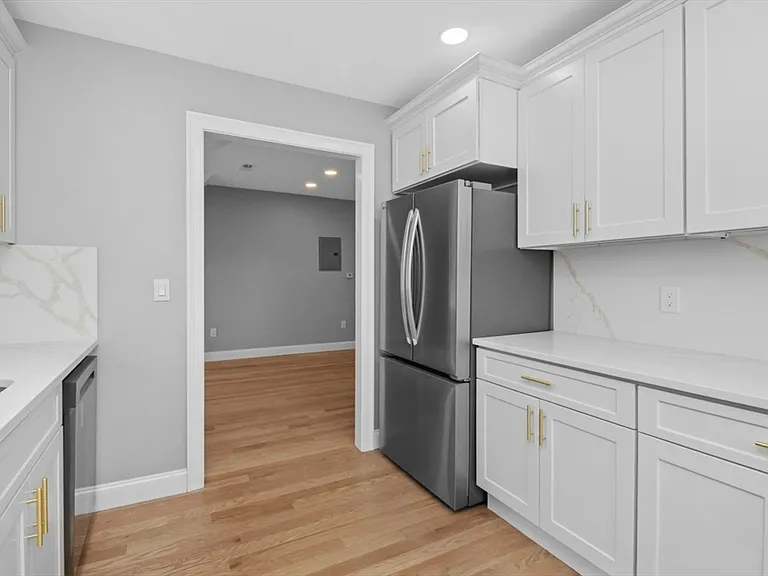 66 Stanley St #3 — Photo 4