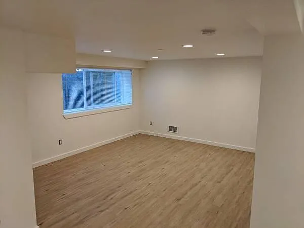 316 13th Ave E #108 — Photo 10