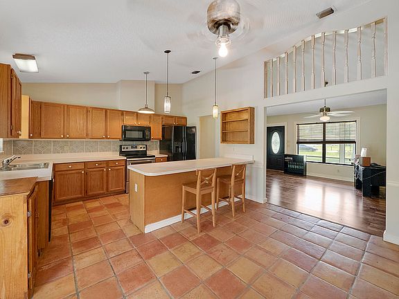 5th image of 16141 E Burns Dr