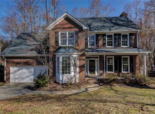 2600 Baytree Dr, Greensboro, NC 27455
