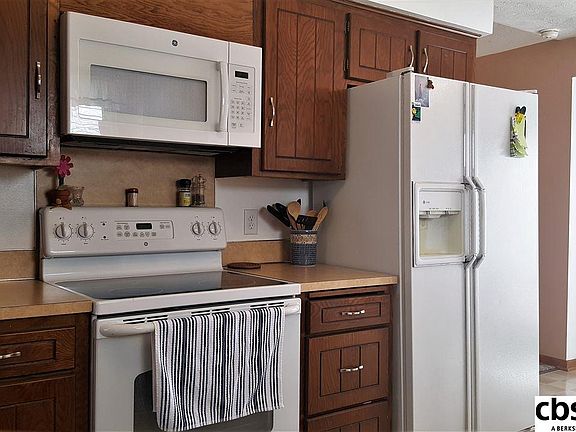 5th image of 3723 Schuemann Dr