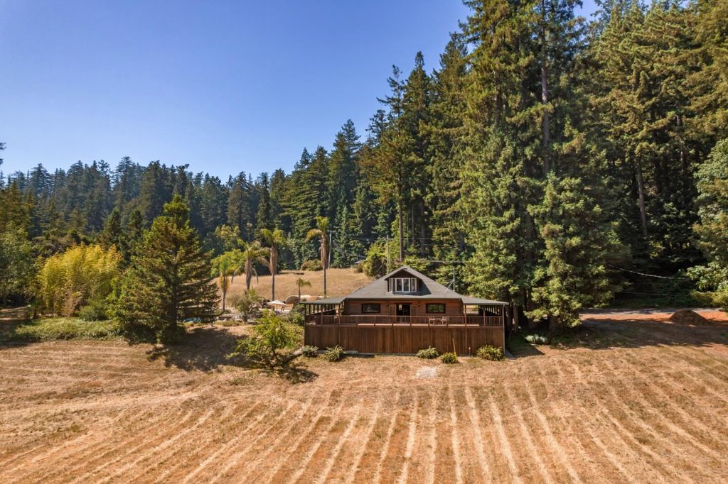 Apartment in Los Gatos, Creekside Village, Santa Clara - More