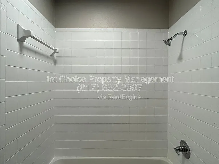 6320 Holiday Ln — Photo 15