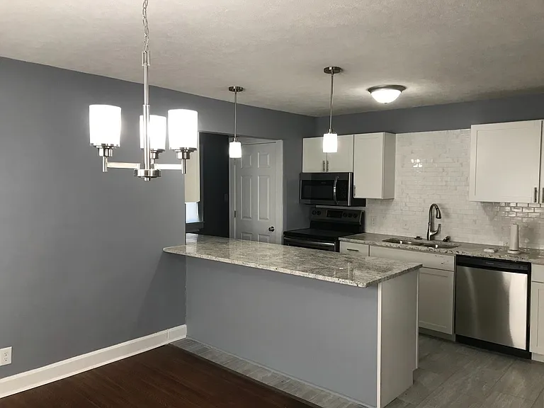 1408 N Euclid Ave — Photo 6