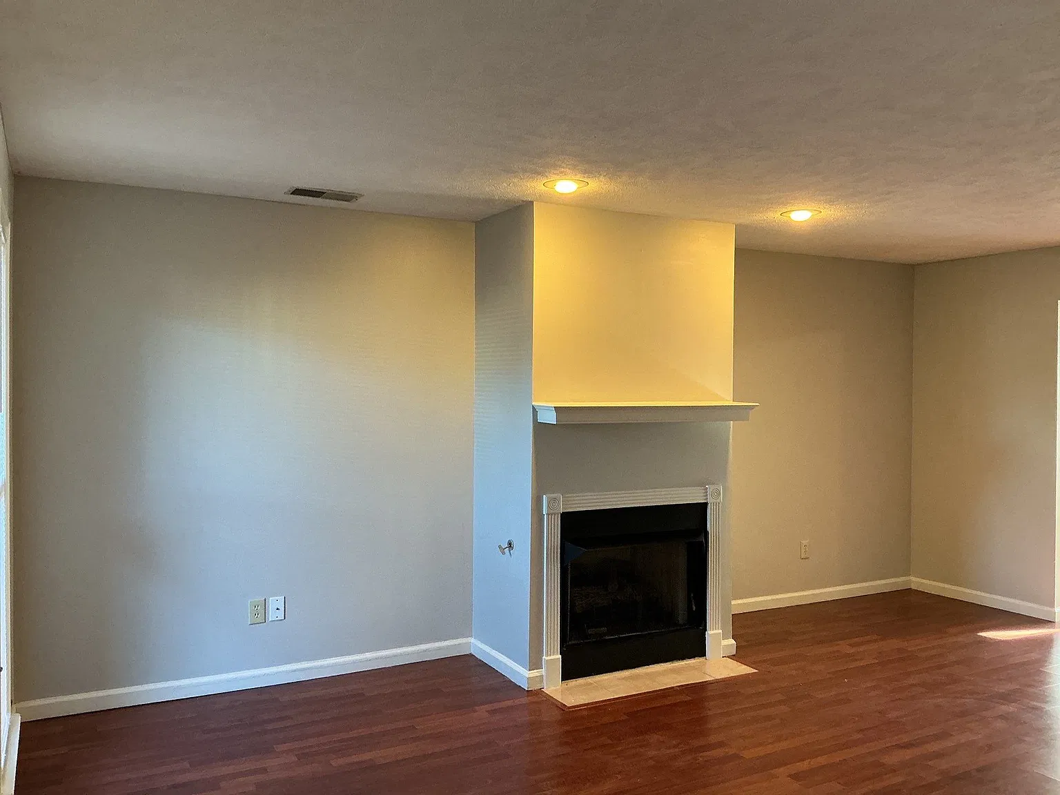2 bed, 1.5 bath, 1112 sqft, $1,495 — Photo 4