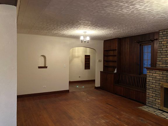5th image of 4102 Jefferson Ave