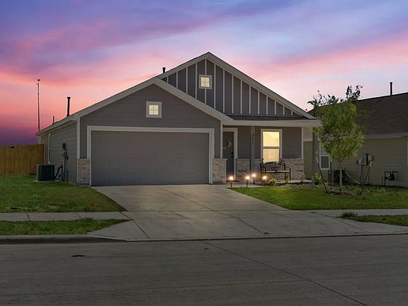 3rd image of 2613 Turtle Dove Dr