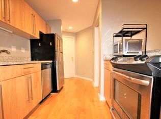17 Bow St #4R, Somerville, MA 02143