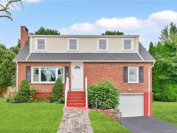 30 Lambert Drive, Norwich, CT 06360