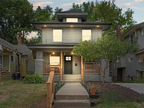 3823 College Ave, Kansas City, MO 64128