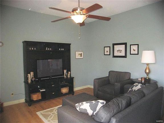 4th image of 1015 Maupin Ave