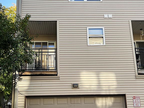 4th image of 3951 W Ainslie St APT 1