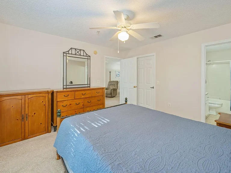 4274 Calinda Ln #127 — Photo 35