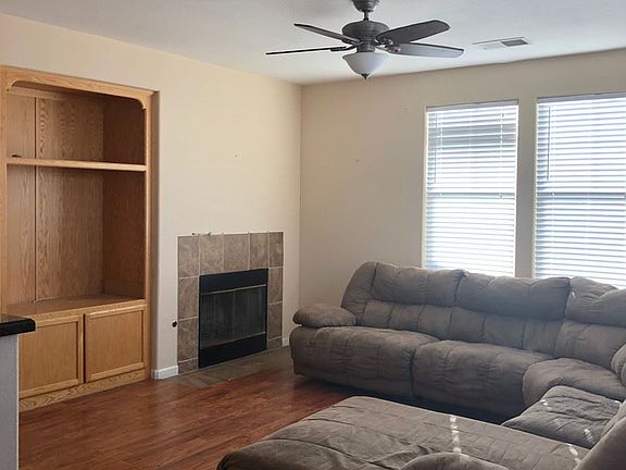 5th image of 12 Egret Ln