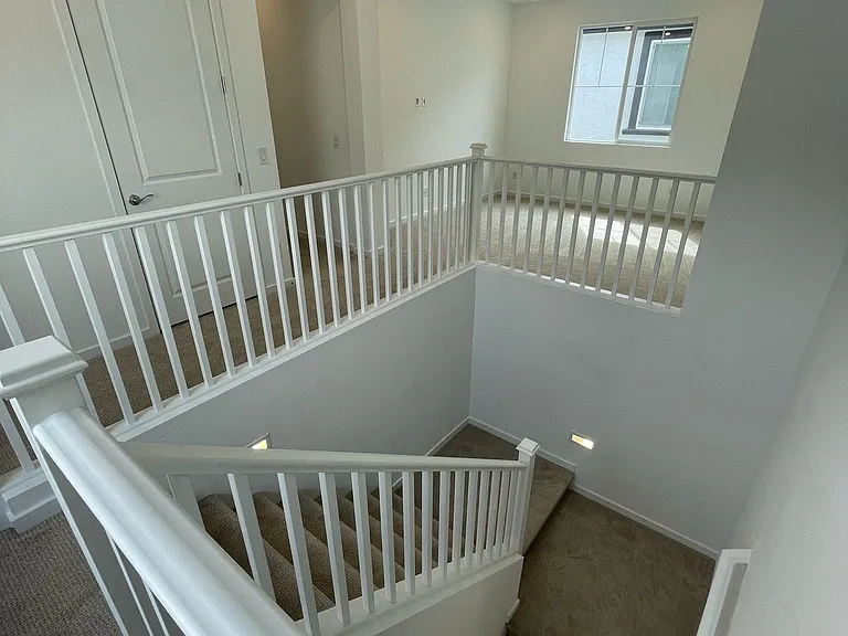 2449 W Rowel Rd — Photo 10